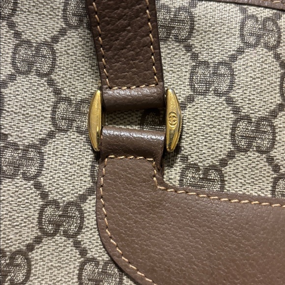Gucci Beige and Brown Signature Tote - Picture 5 of 11
